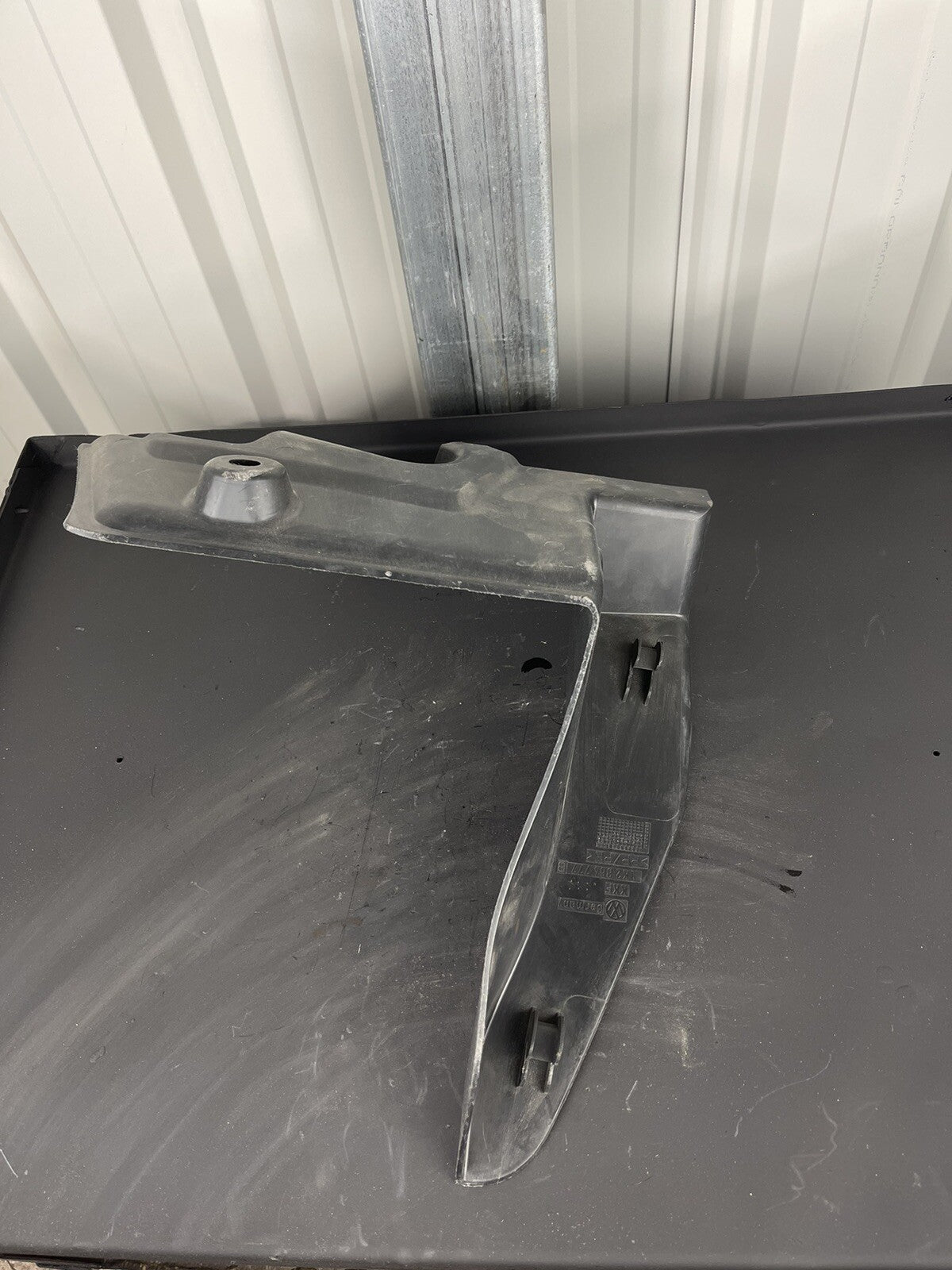 VOLKSWAGEN GOLF MK6 (09-12) INTERIOR FOOTREST DEAD PEDAL 1K2864777B