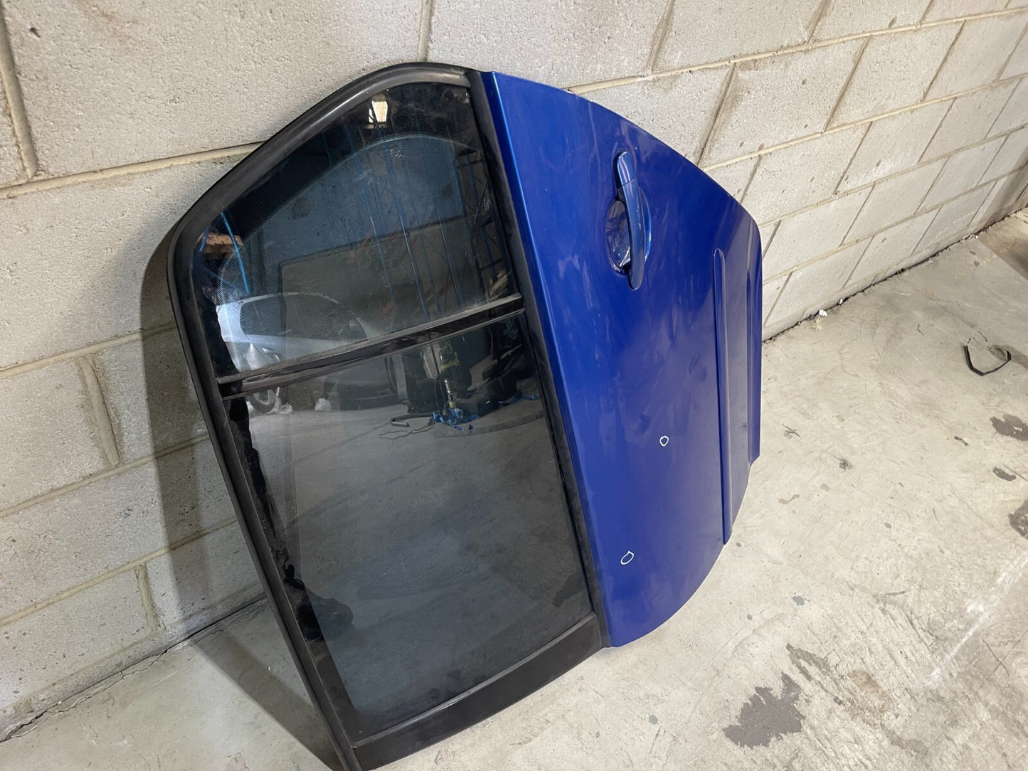 Volkswagen Golf MK6 Rear Left Door In Blue *Freight Available*