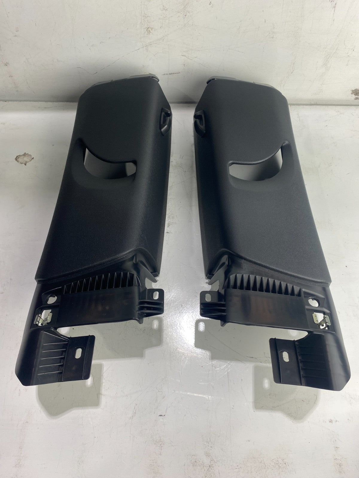 Volkswagen Scirocco 2008-2016 Scirocco B Pillar Set 1K8867243C 1K8867244C