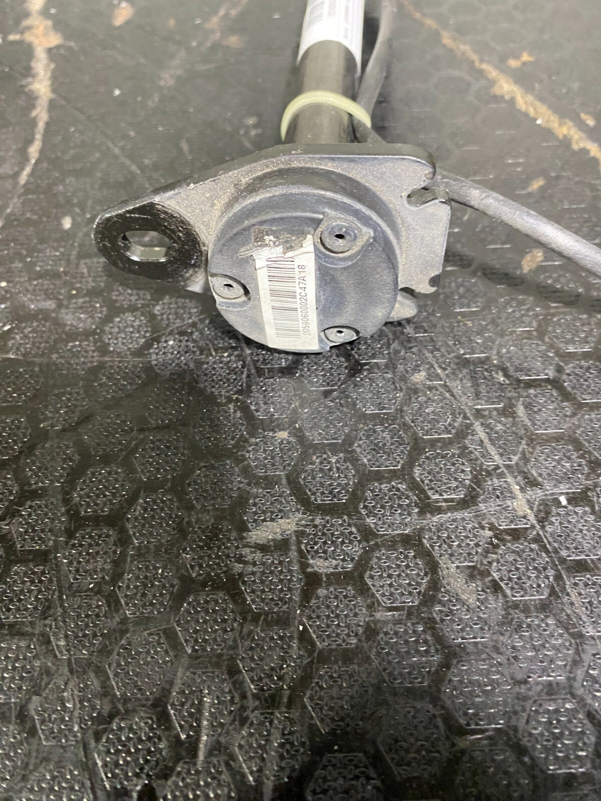 Mercedes-Benz C63s 2019-2021 A2059060002 Active Bonnet Actuator