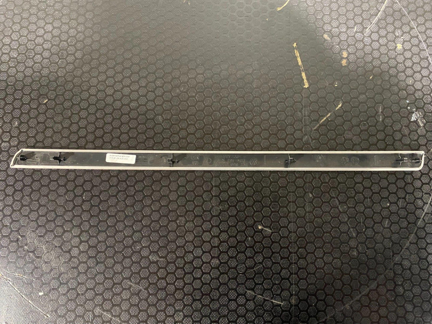 Volkswagen Golf Mk5 2003-2008 Brushed Aluminium Left Side Dash Trim 1K2858529B