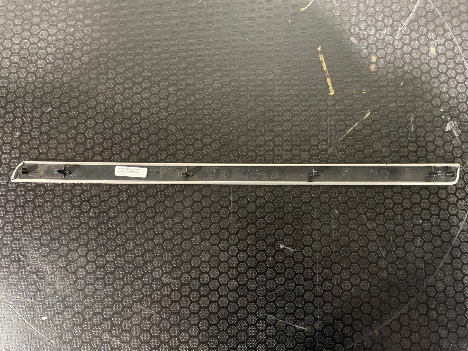 Volkswagen Golf Mk5 2003-2008 Brushed Aluminium Left Side Dash Trim 1K2858529B