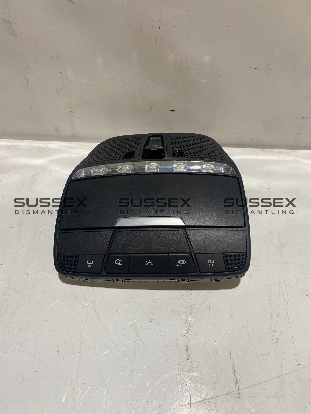 Mercedes-Benz Roof Dome Light Complete A0009068303