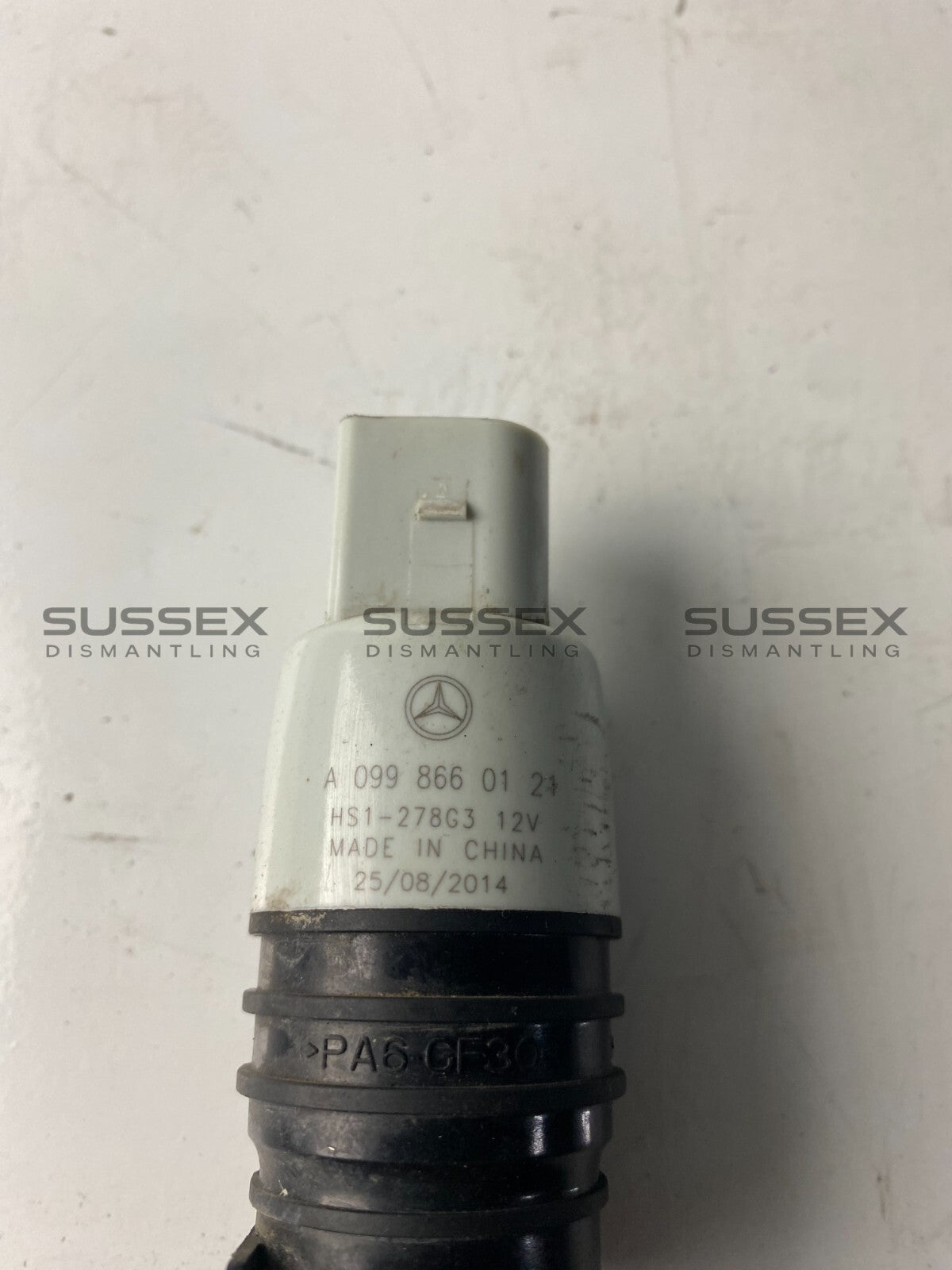 Mercedes-Benz Washer Bottle Pump A0998660121