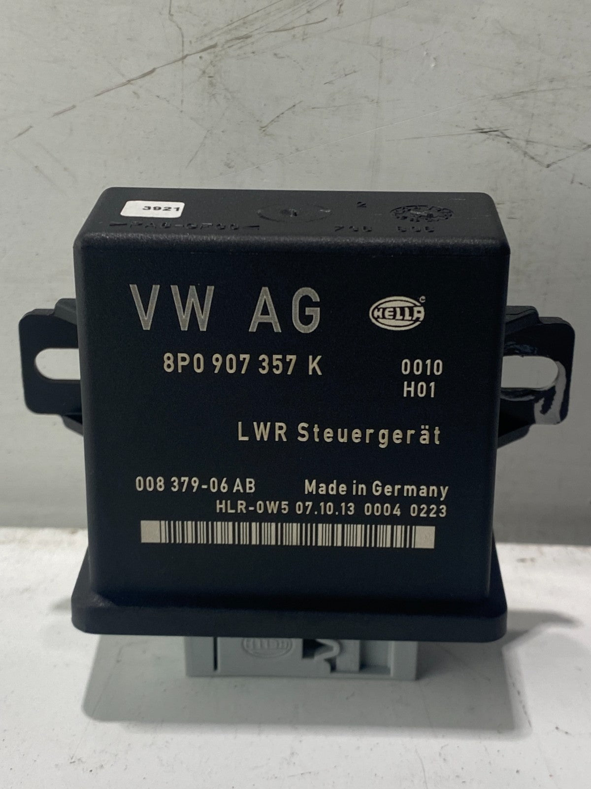 Volkswagen Scirocco 2008-2014 Headlight Range Control Module 8P0907357K