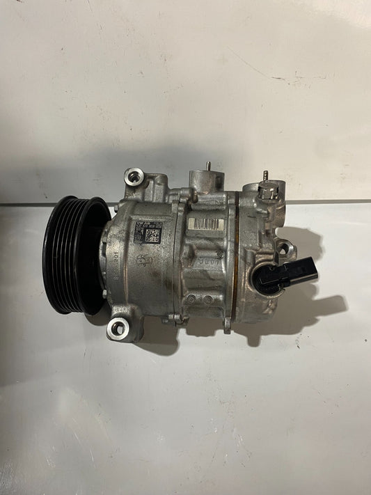 VWAG AC Compressor 5Q0820803F