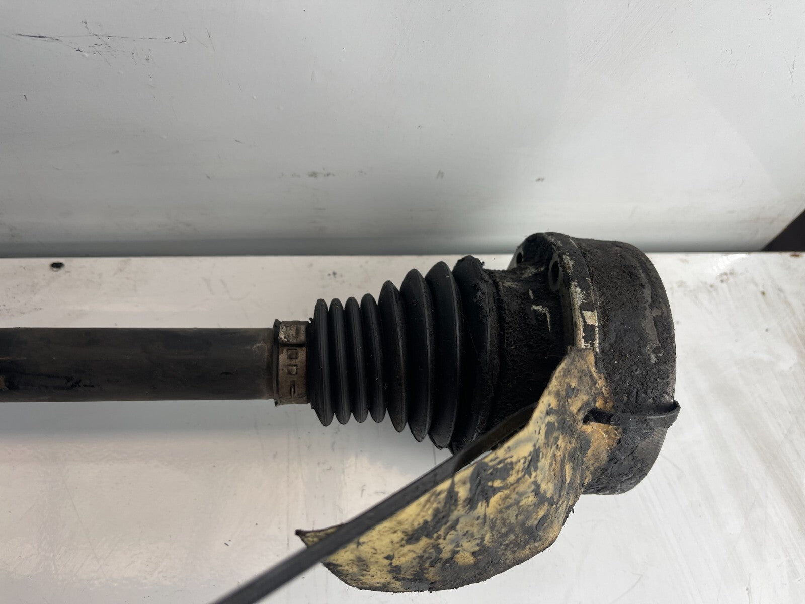 VWAG Rear Right Driveshaft 1K0501204A