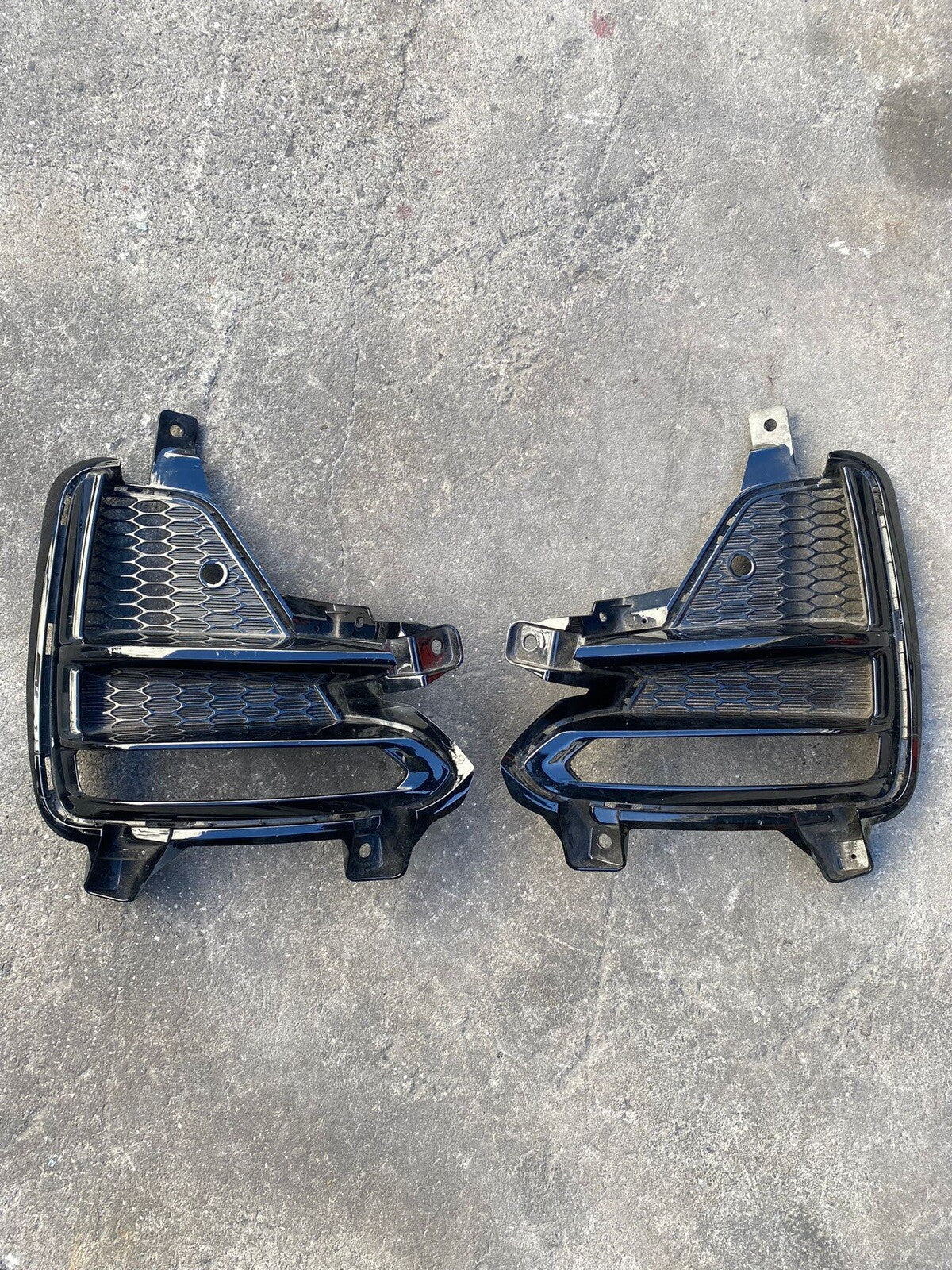 2019 Kia Cerato Front Bumper Indicator Cover Trim