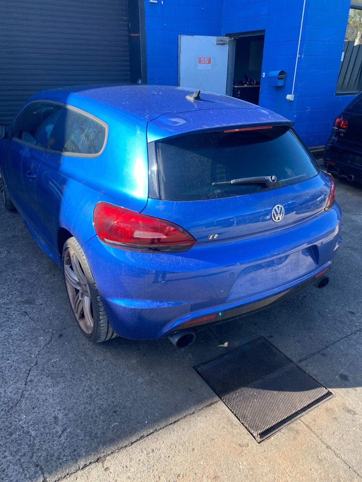 NOW WRECKING LOW KILOMETRE MANUAL Volkswagen Scirocco R 2014 In Blue 86670KM