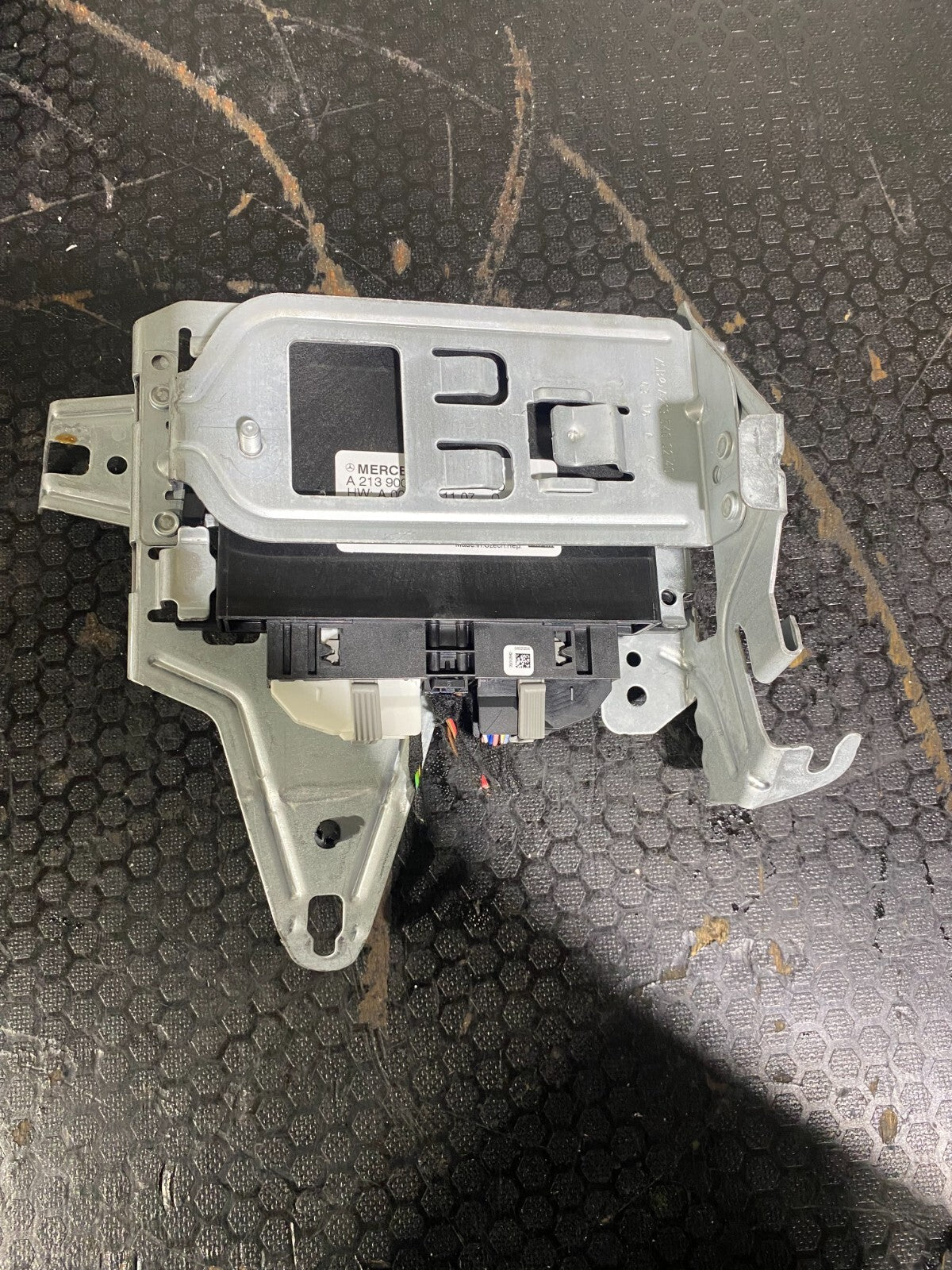 Mercedes-Benz C63s 2019-2021 A2139004119 Transmission Gear Control Module