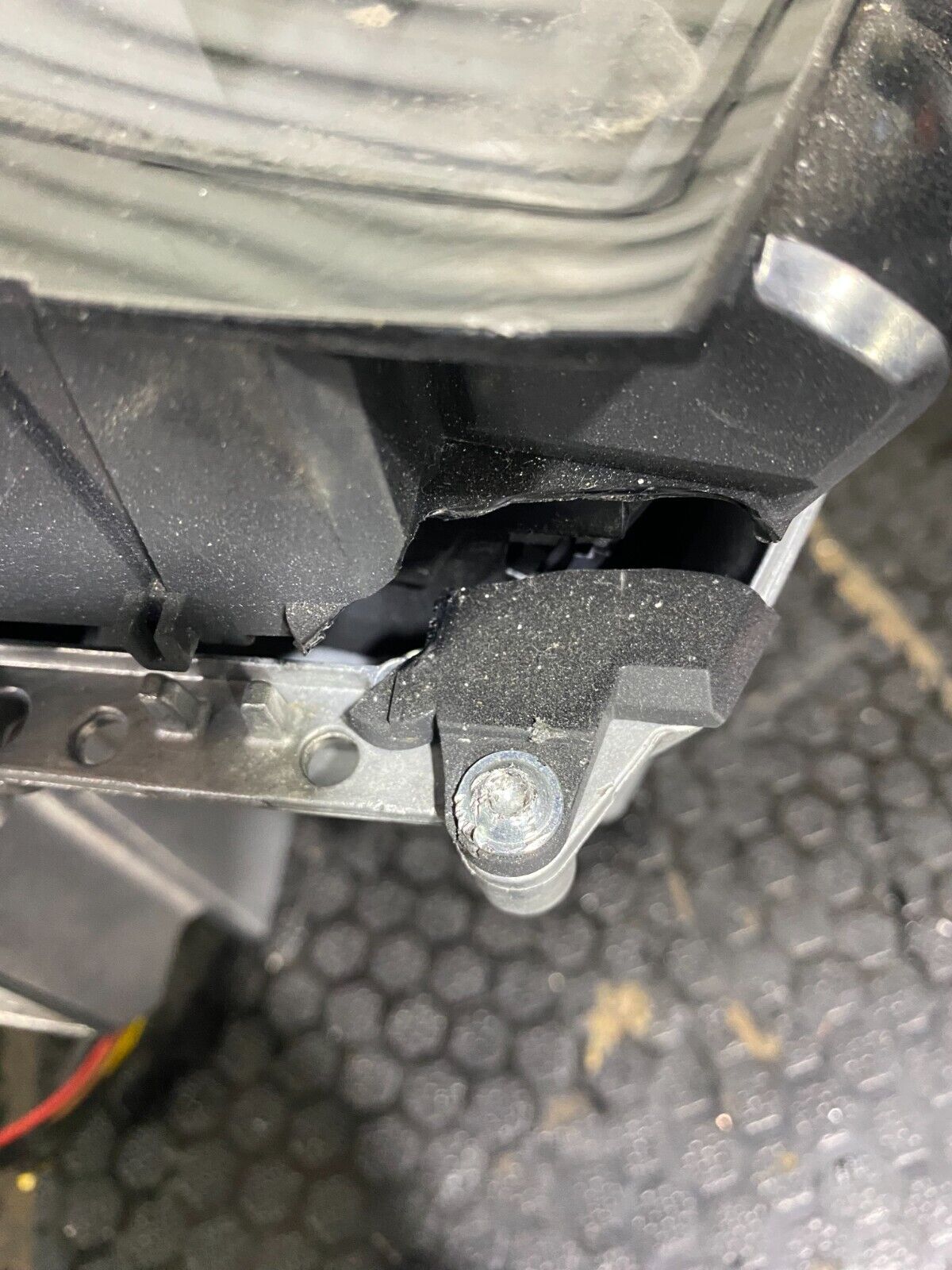 Mercedes-Benz C63s 2019-2021 A2059009243 Head Up Display Module