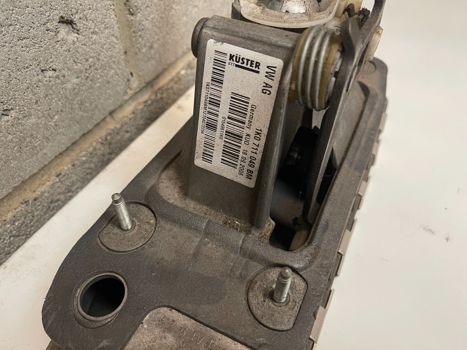 VWAG Manual Gear Shifter Selector 1K0711049BM