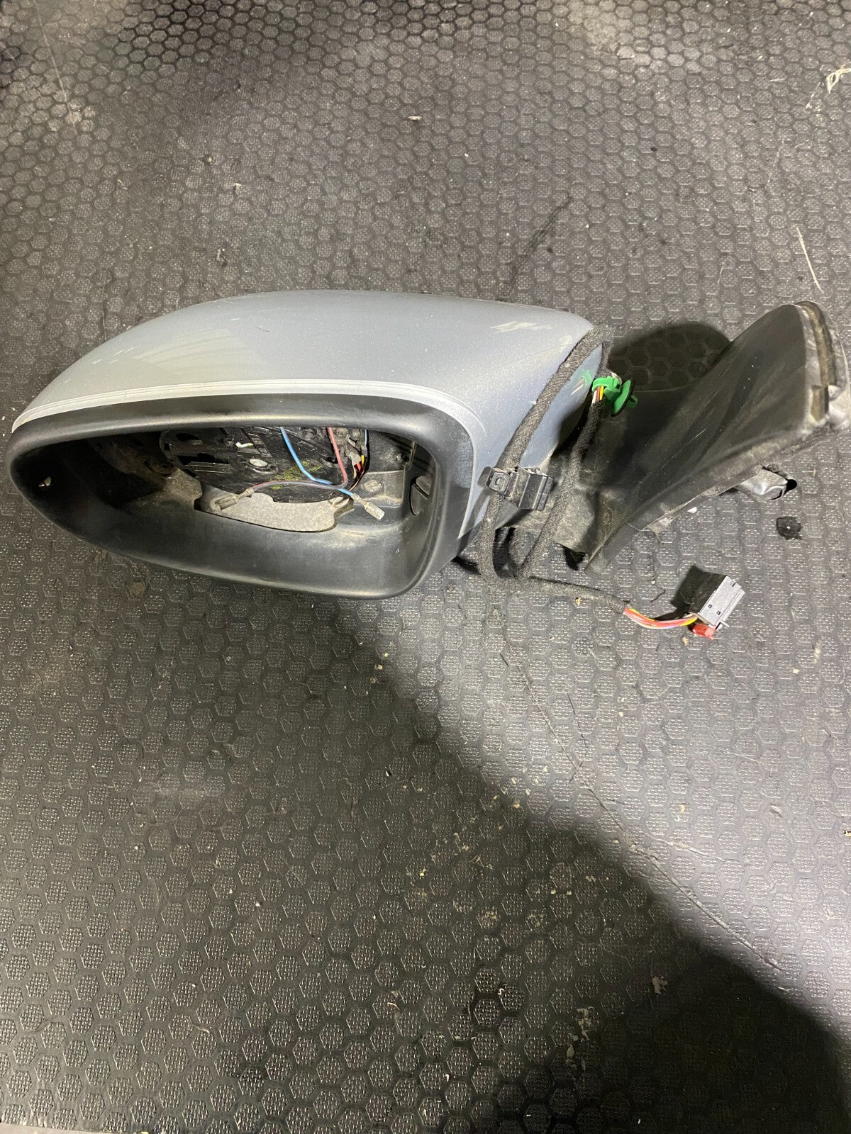 Volkswagen MK6 Left Hand Side Exterior Mirror In Silver 5K0857501CF