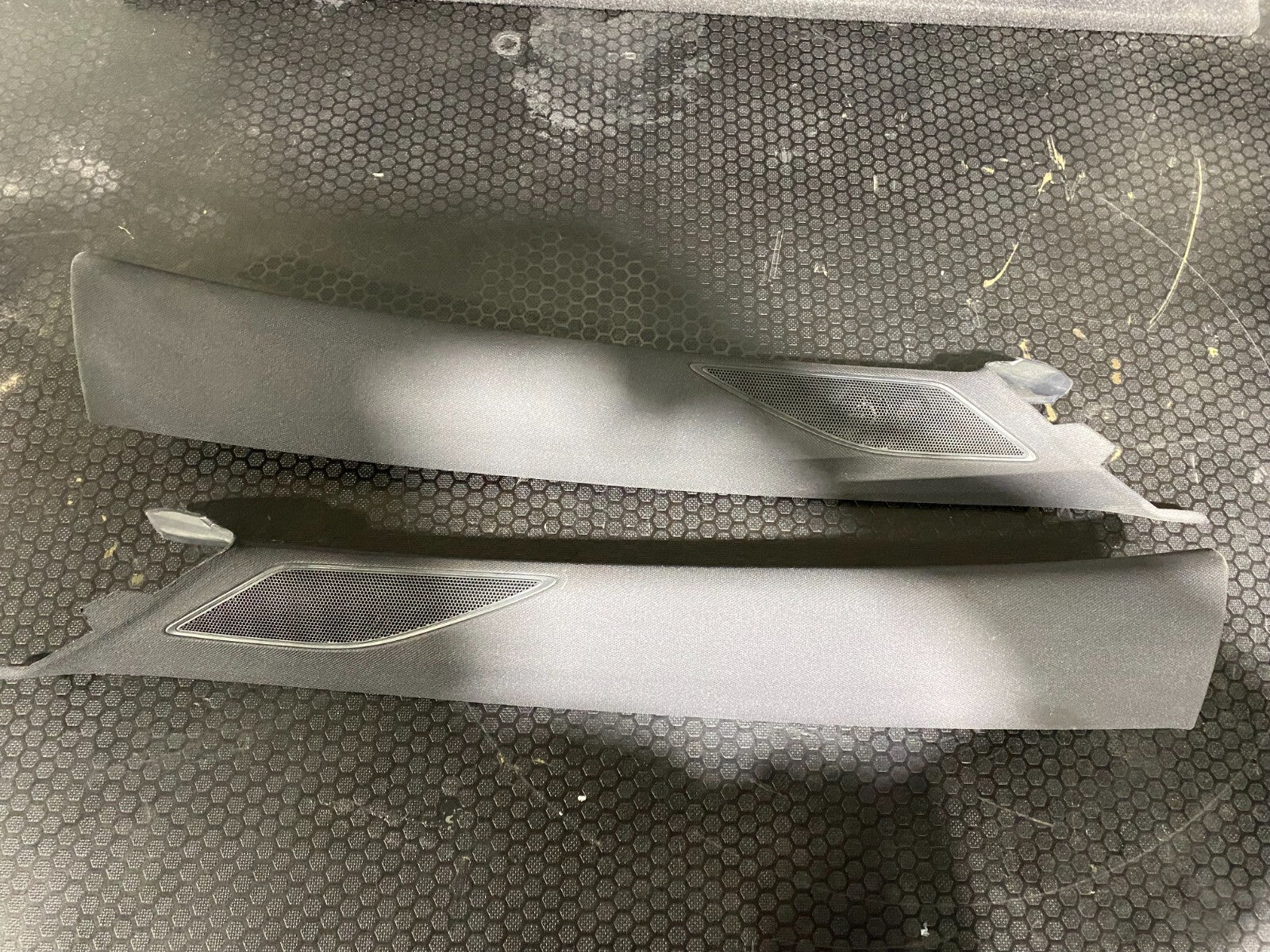 Volkswagen Golf MK7 Front A Pillar Set 5G0867233 5G0867234