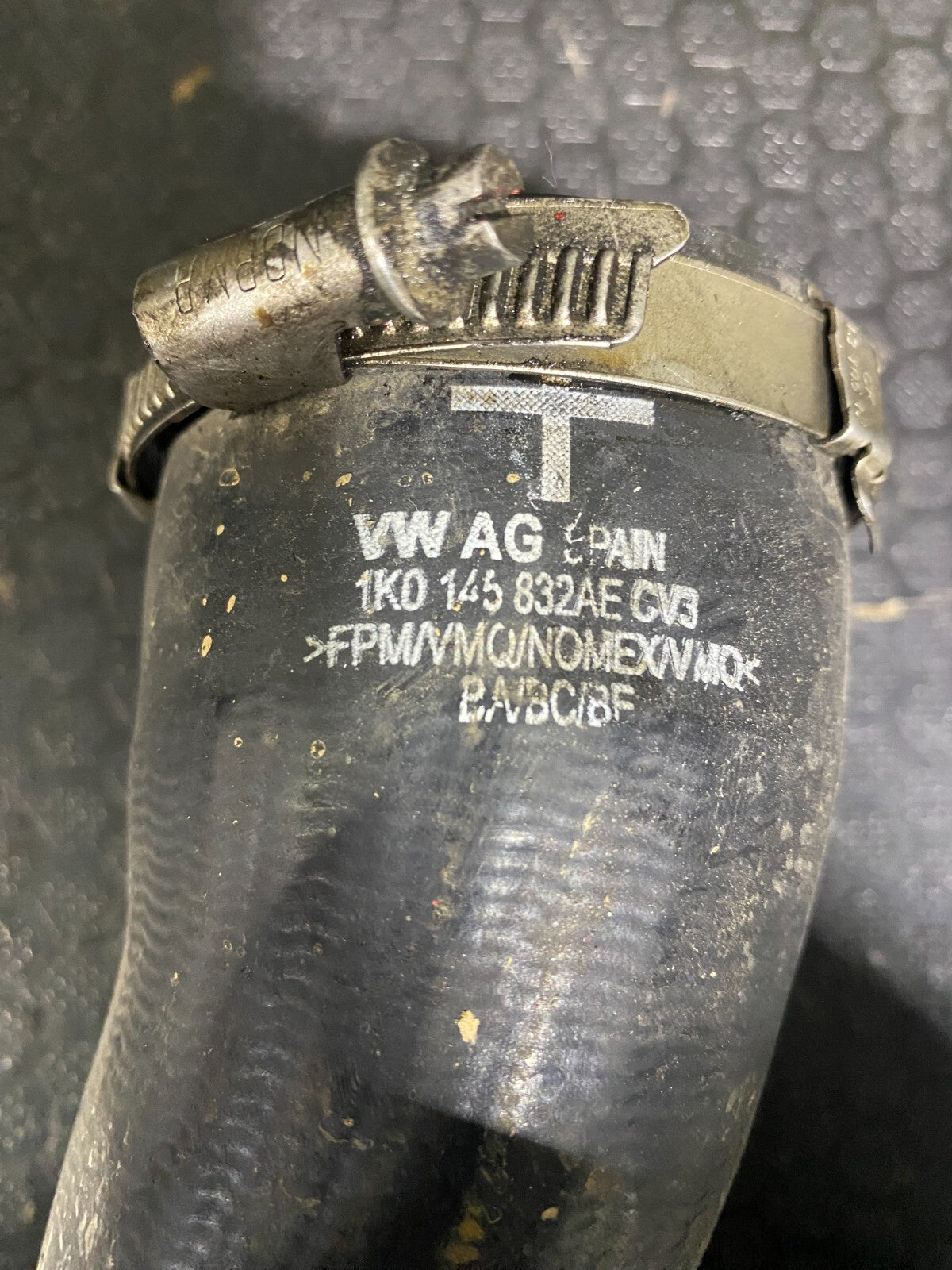 Volkswagen Golf MK5 / MK6 2004-2013 Intercooler Pipe 1K0145832AE