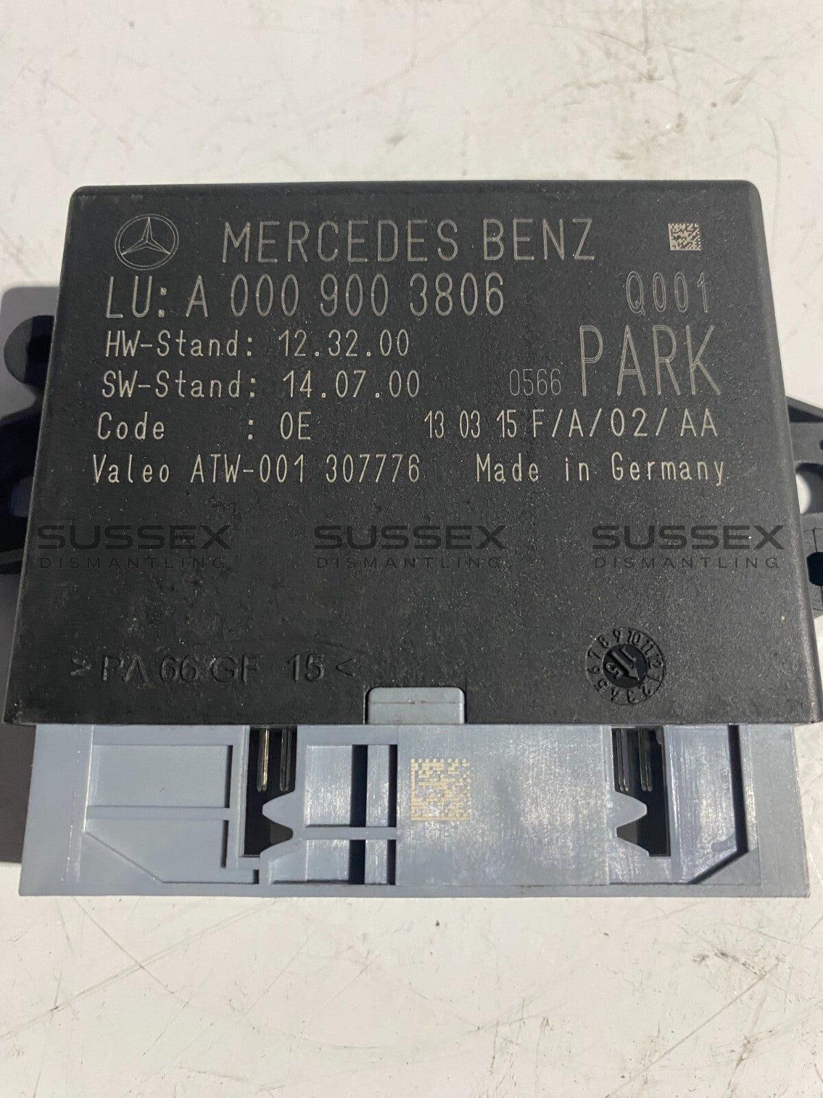 Mercedes-Benz Parking Distance Control Unit Module A0009003806
