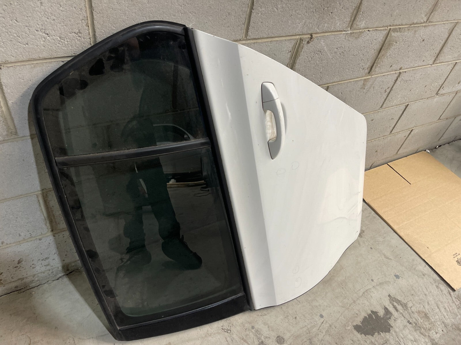 Volkswagen Golf MK6 Rear Left Door In White *Freight Available*