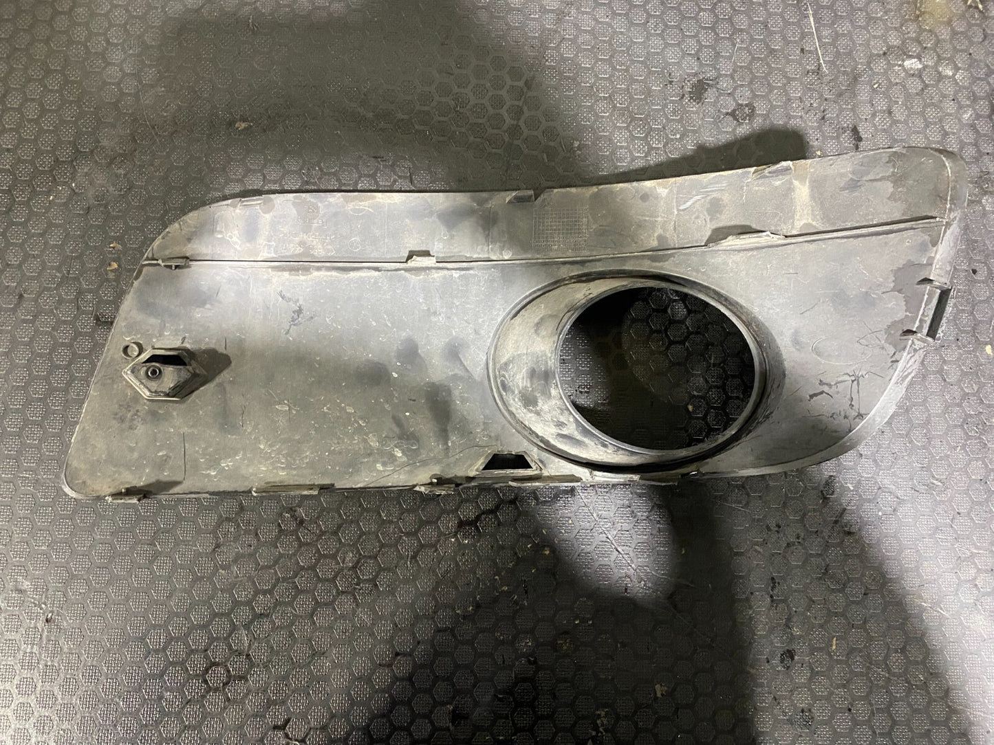 Volkswagen Golf MK5 GTI Right Fog Light Cover 1K0853666P