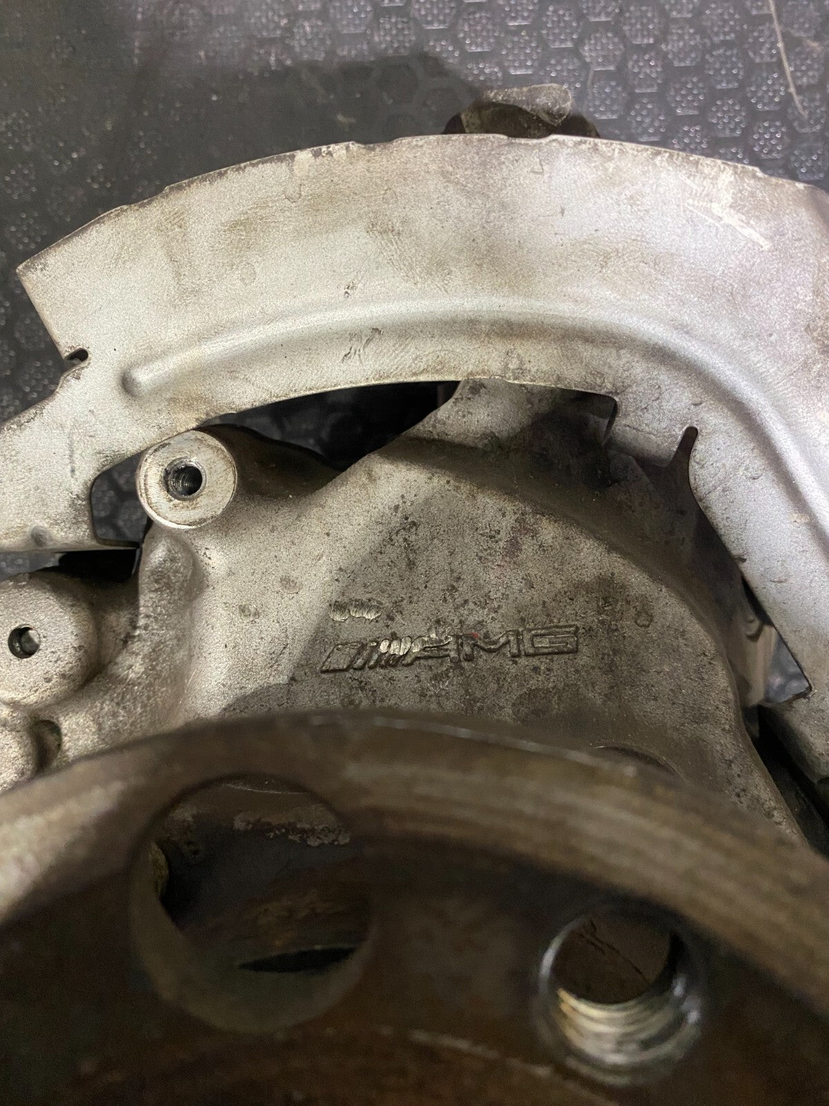 Mercedes-Benz C63s 2019-2021 Rear Right Hub A2053400