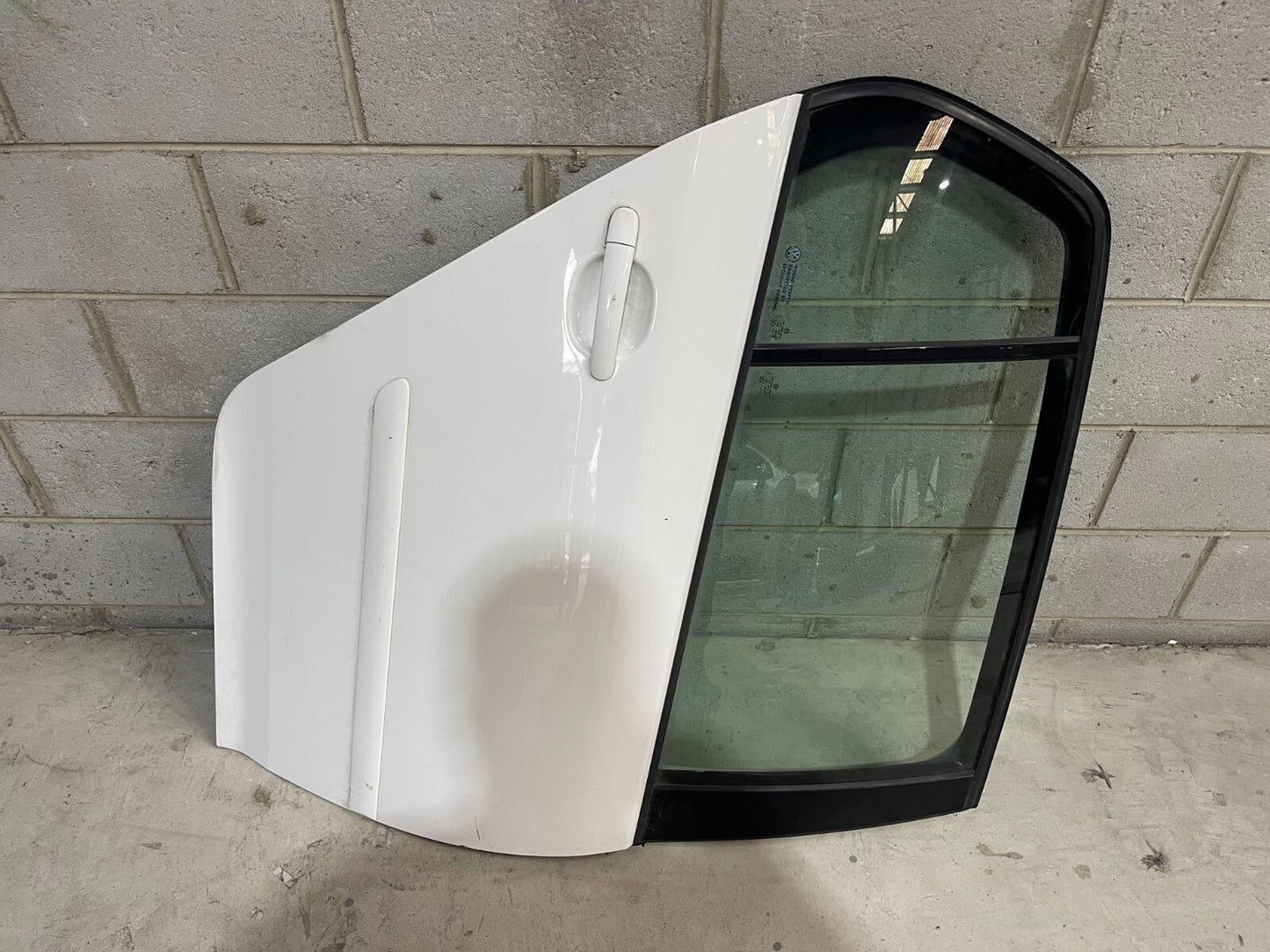 Volkswagen Golf MK5 Rear Right Door In White *Freight Available*