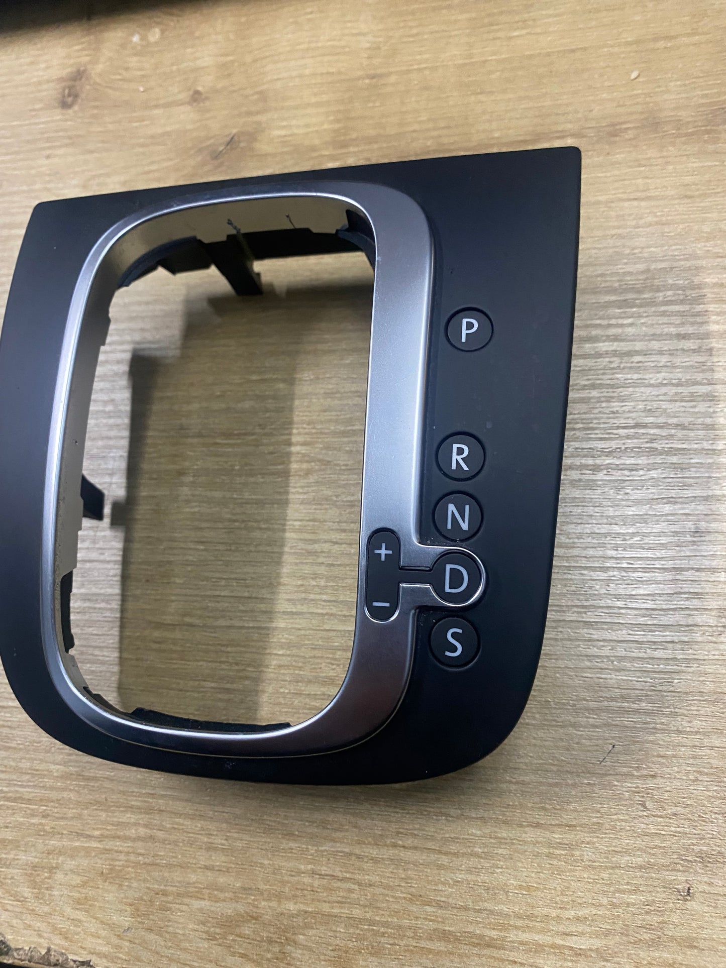 Volkswagen Shifter Surround Suitable