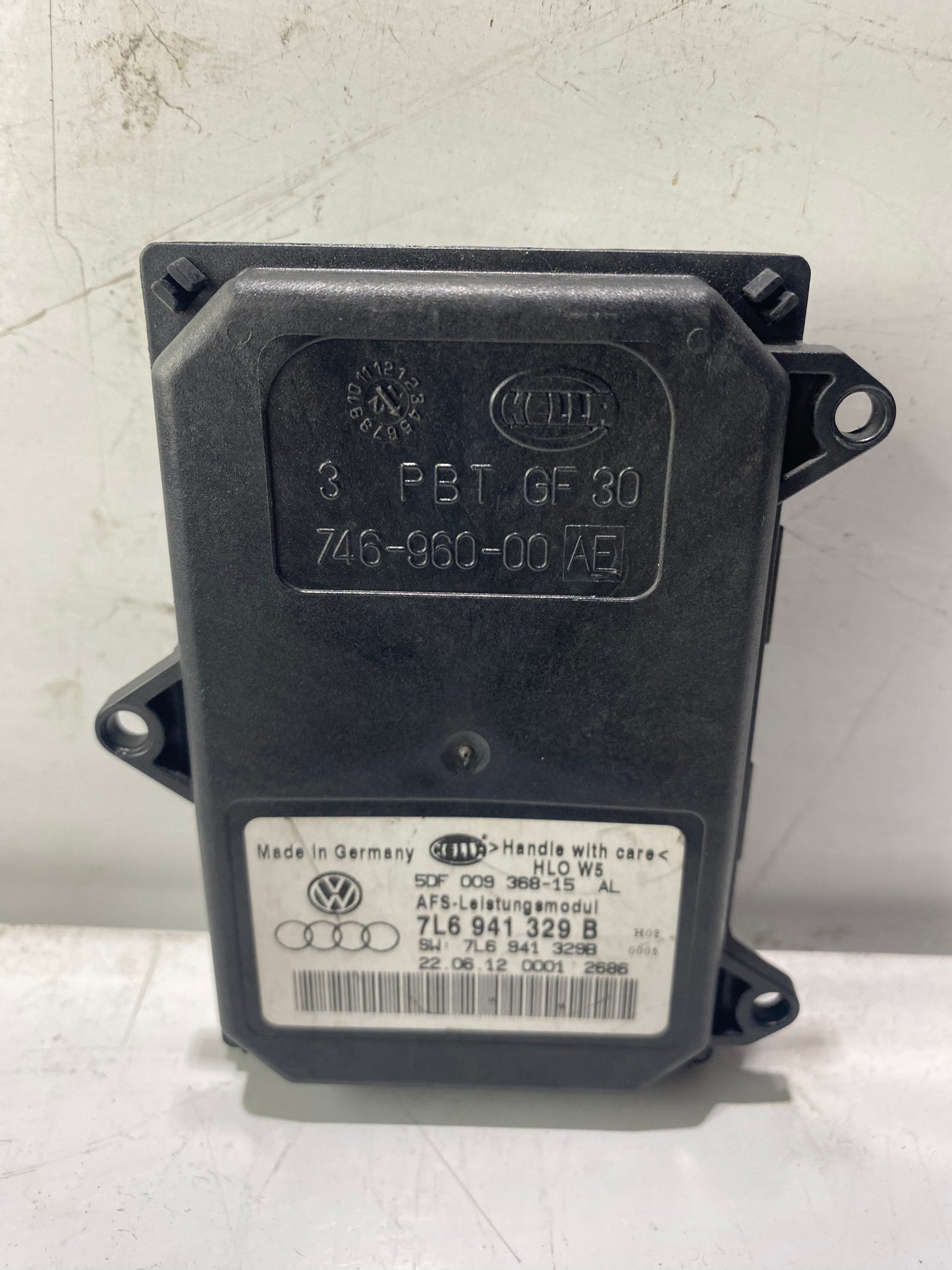 Volkswagen MK5/6/ Audi A3 Xenon Headlight Control Module 7L6941329B