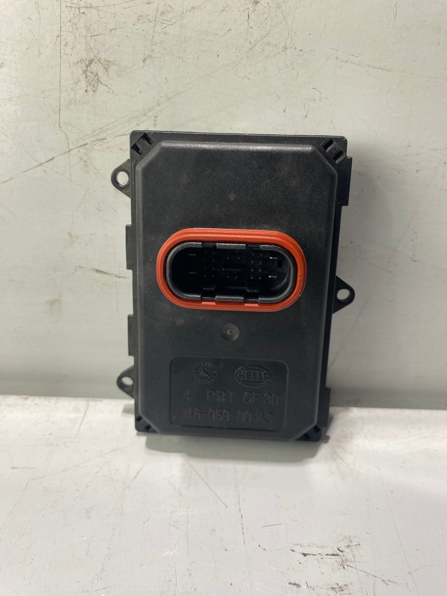 Volkswagen MK5/6/ Audi A3 Xenon Headlight Control Module 7L6941329B