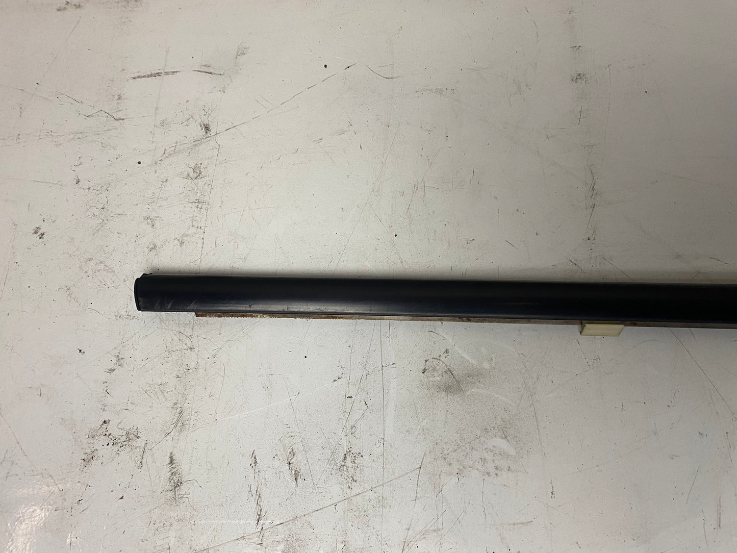 Holden Monaro GTO V2 VY VZ Outer Door Belt Mould RH Right 92093578 ULTRA RARE