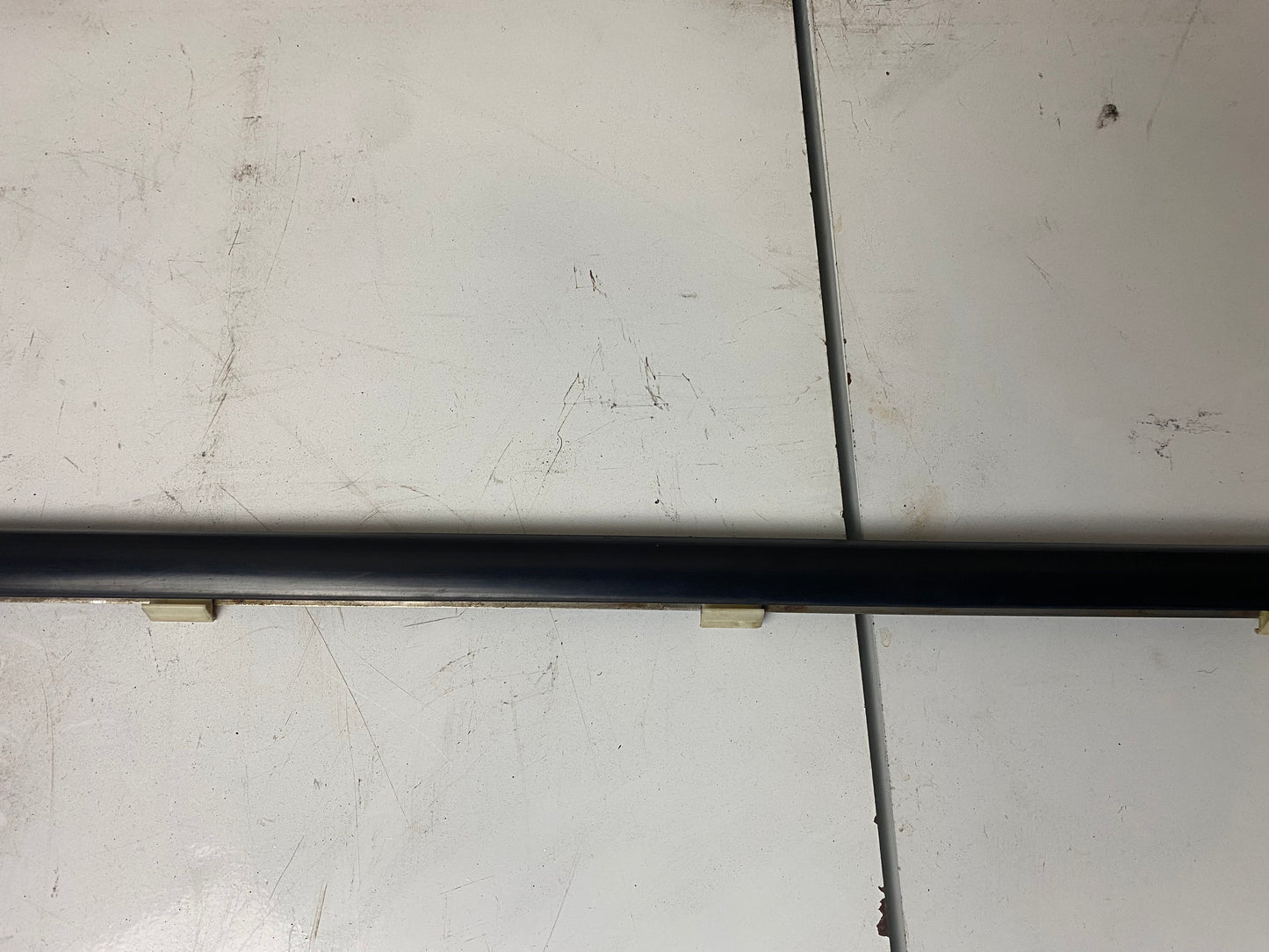 Holden Monaro GTO V2 VY VZ Outer Door Belt Mould RH Right 92093578 ULTRA RARE