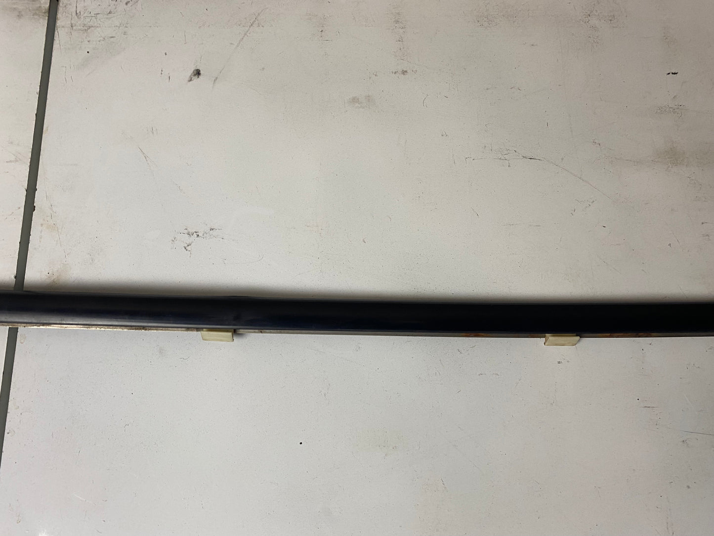 Holden Monaro GTO V2 VY VZ Outer Door Belt Mould RH Right 92093578 ULTRA RARE